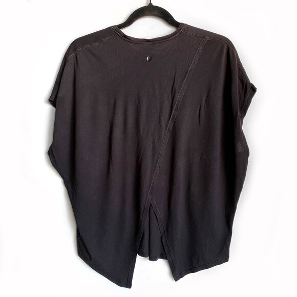 Lululemon Devout Short Sleeve Tee Split Back Tee Black - Picture 9 of 9